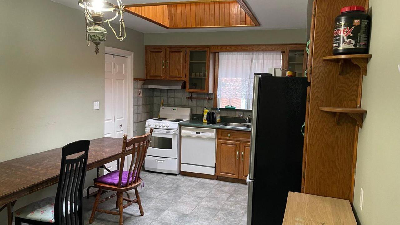 Glengrove Cozy Home Торонто Экстерьер фото